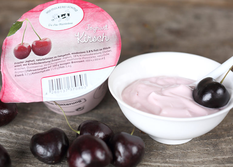 Joghurt Kirsch - Hofmolkerei Schmid | Milchprodukte von der Alb Joghurt Kirsch - Hofmolkerei Schmid | Milchprodukte von der Alb